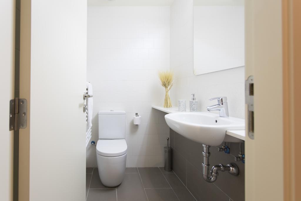 Apartamento Bravissimo Cort Reial-3B Gerona Exterior foto